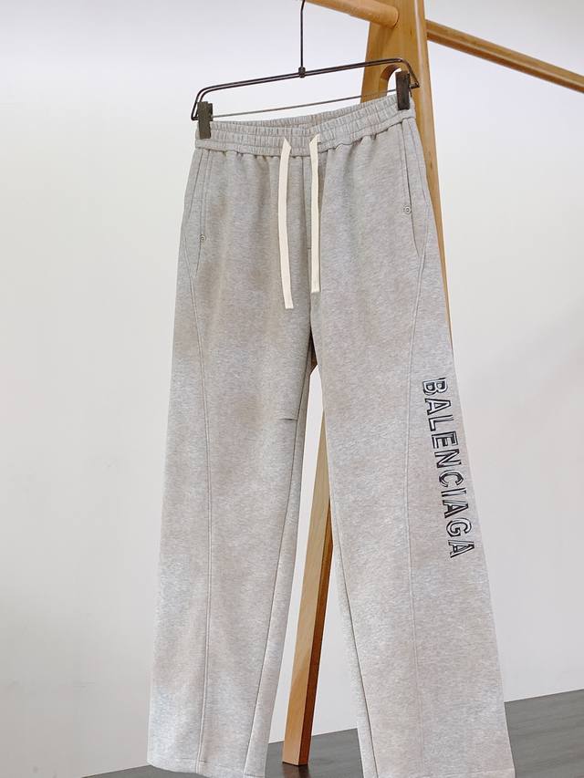 Balenciaga's 2025 Fall/Winter New Arrivals: Fashion Series Casual Pants, Unique
