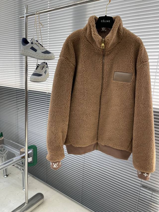 Donkey 24Ss's new fall/winter suede belted jacket features contrasting Monogram