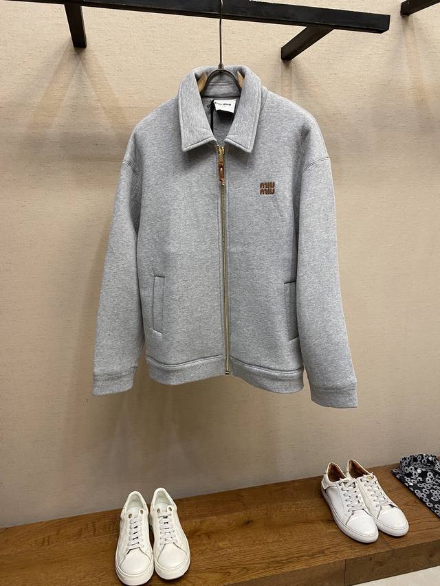 Miu Miu cotton plain knit jacket, genuine 25400 purchased for development, 680g