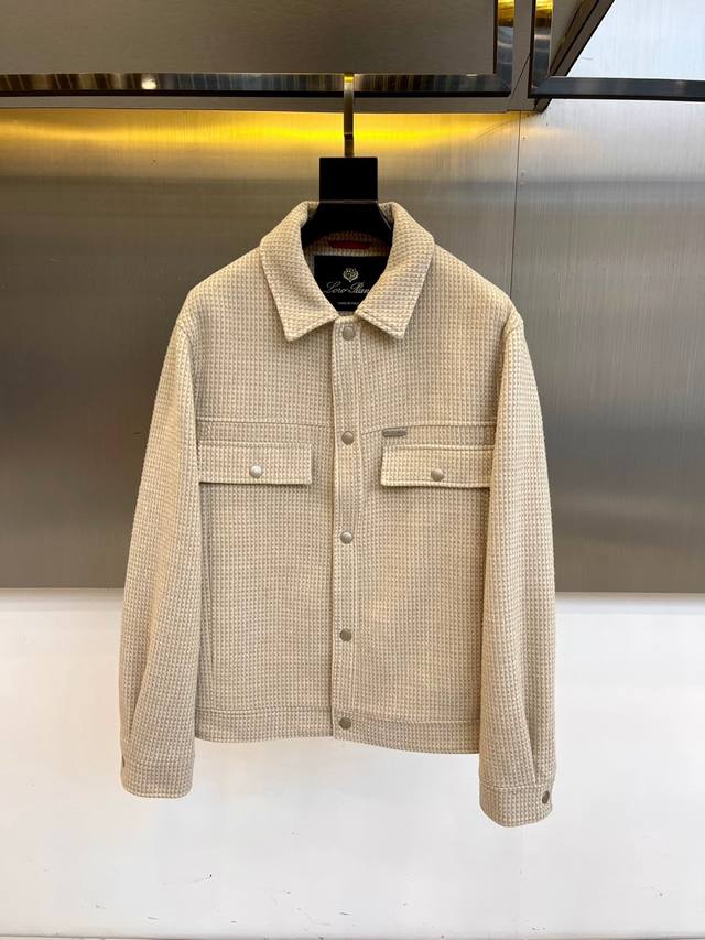 Loro Piana houndstooth jacket. A modern interpretation of the classic houndstoo