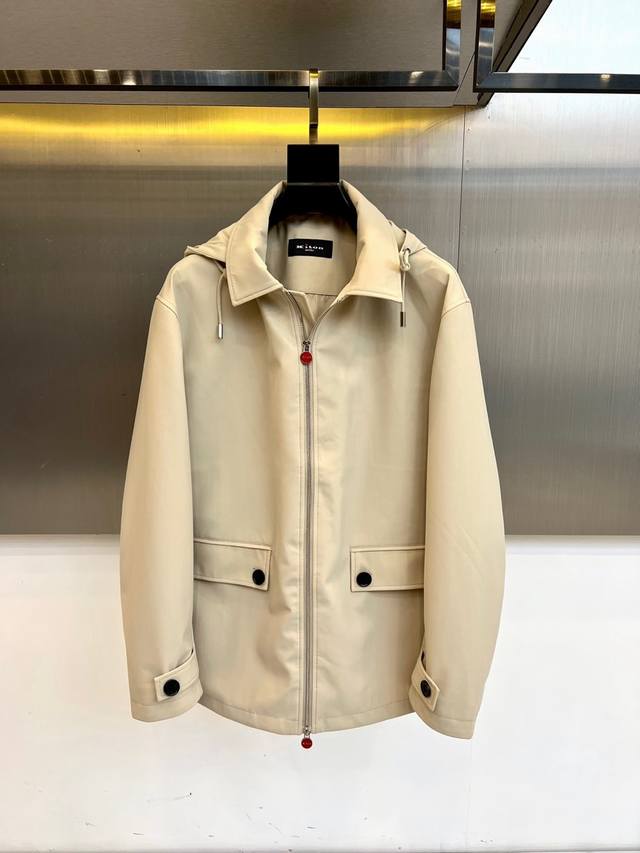 Kiton, 2025 Autumn and Winter new hooded jacket. Interpreting modern urban aesth