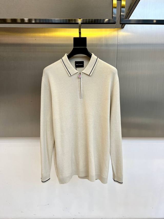 Kiton , Autumn/Winter 2025 new blended sweater. Using top-tier fabric technology