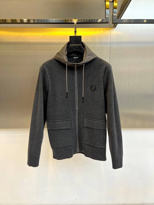 Zegna, 2025 Autumn/Winter new arrival, dark grey hooded knitted jacket Selected