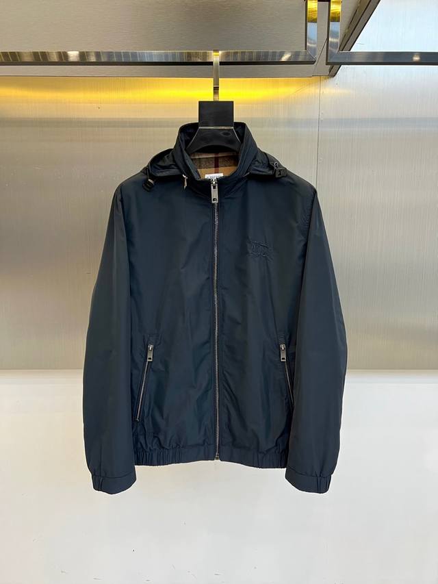 Burberry, 2025Fw Fall/Winter Men's Hooded Jacket, a casual, everyday piece! The