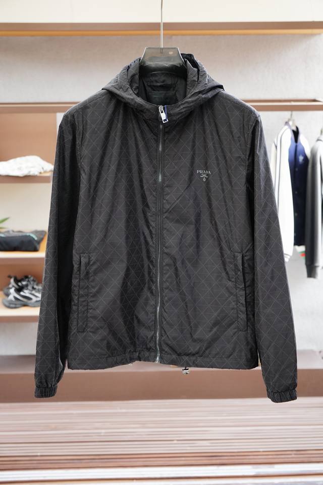 Prada - New Spring/Summer 25 Pr*Da Metal Triangle Logo Small Hooded Jacket Sun P