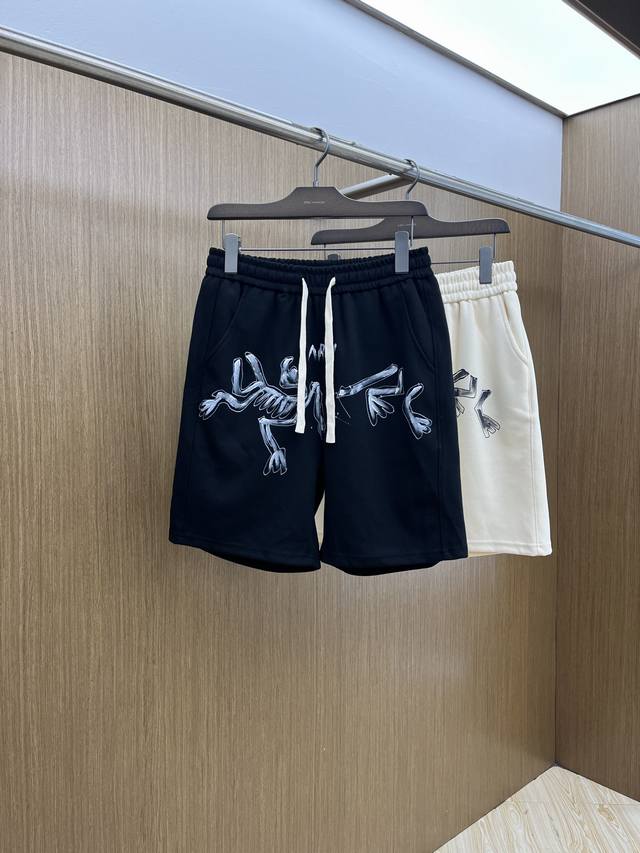 Arc Exclusive 2025 Summer Men's Casual Shorts. Made from premium custom-made fab