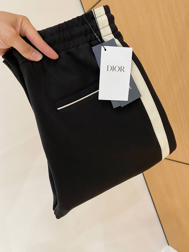 Dior 2025Ss Autumn/Winter New Men's Casual Pants Made of premium fabrics, these