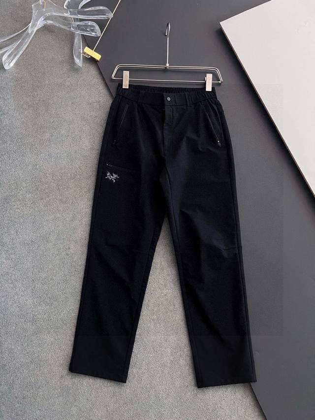 Arc and 25Ss men's workwear softshell casual pants... The iconic Bird logo embr