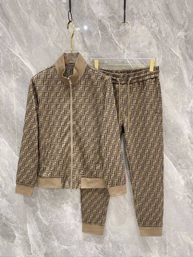 Fe**Ndi Fendi 2025 early autumn new suit is of high quality, top version trading
