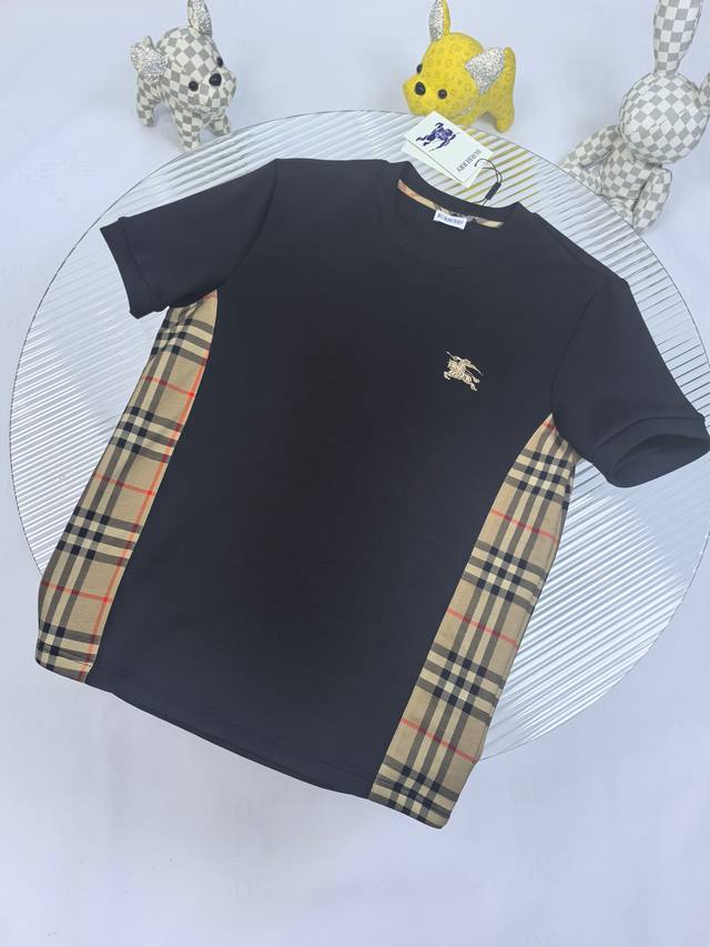 Burberry's 2025 Fall/Winter round-neck embroidered short-sleeved T-shirt. The el