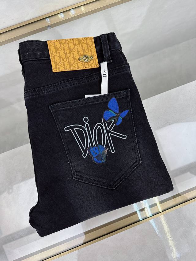 Dior 2025 Spring/Summer new men's casual jeans, top quality! Order through our
