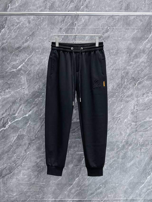Lv Top-tier 2025 Spring/Summer new casual pants! Available now on our official w