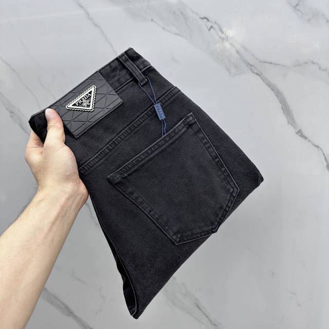 Prad* Prada's high-end custom jeans, the latest 2025 early fall jeans, are avail