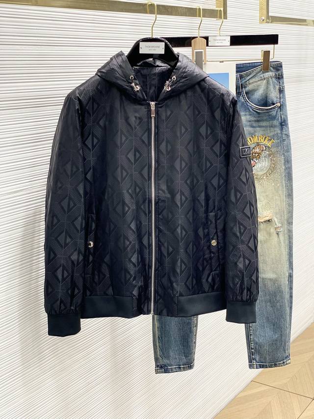 Dior, the latest cotton-padded jacket for early autumn 2025, available at the co