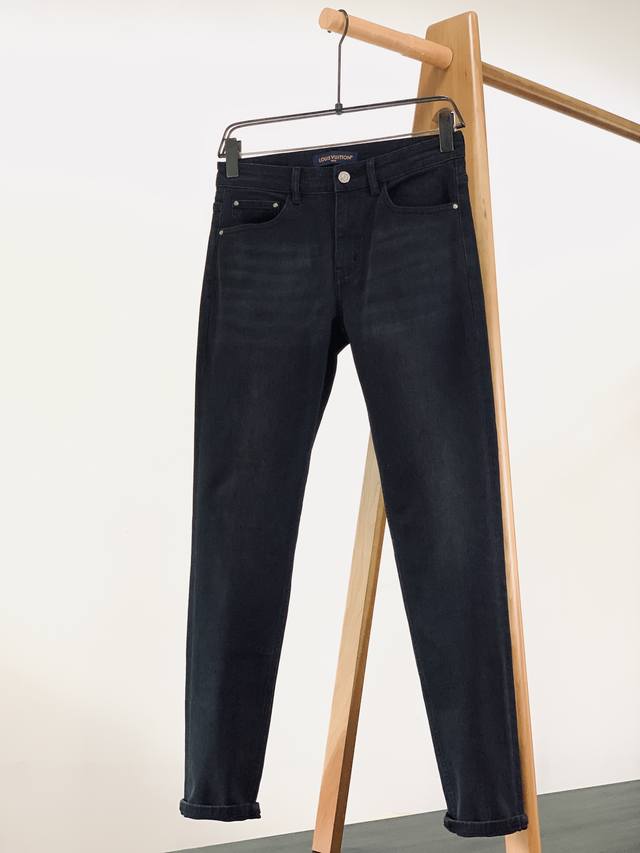 Louisvuitton Early Fall 2025 New Arrivals: Denim Philosophy | A High-End Story o