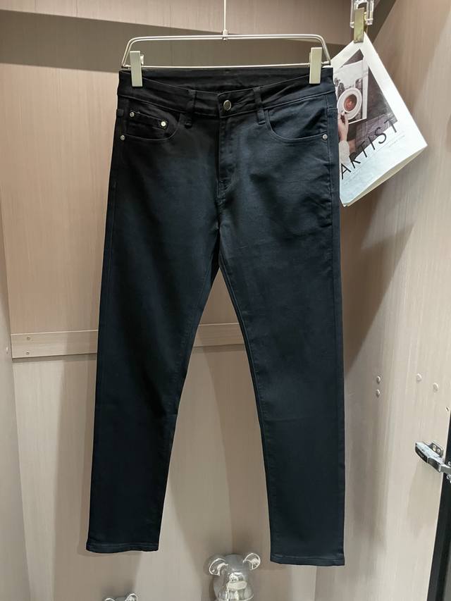 Lp The latest jeans from the counter. The fabric, style and workmanship are supe