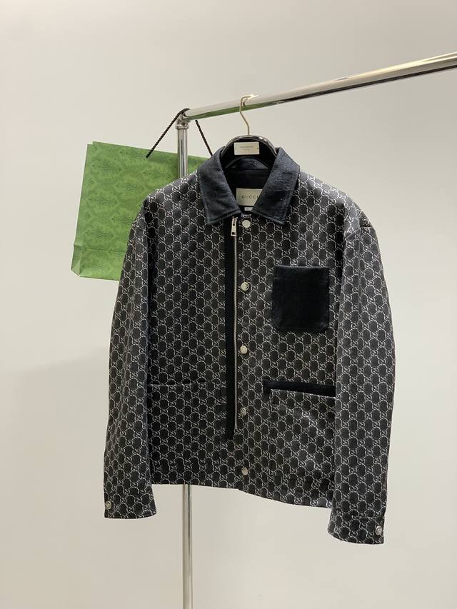 Gucci, the latest fall 2025 collection, available in-store, original and premium