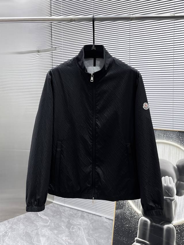 Moncler's new 2025 stand-up collar jacket, a high-end version! Custom-made fabr