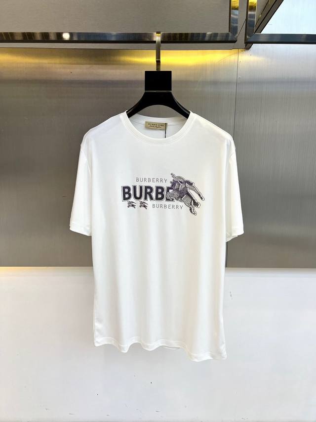 Burberry, 2025 Spring/Summer men's new crewneck short-sleeved T-shirt. Made from