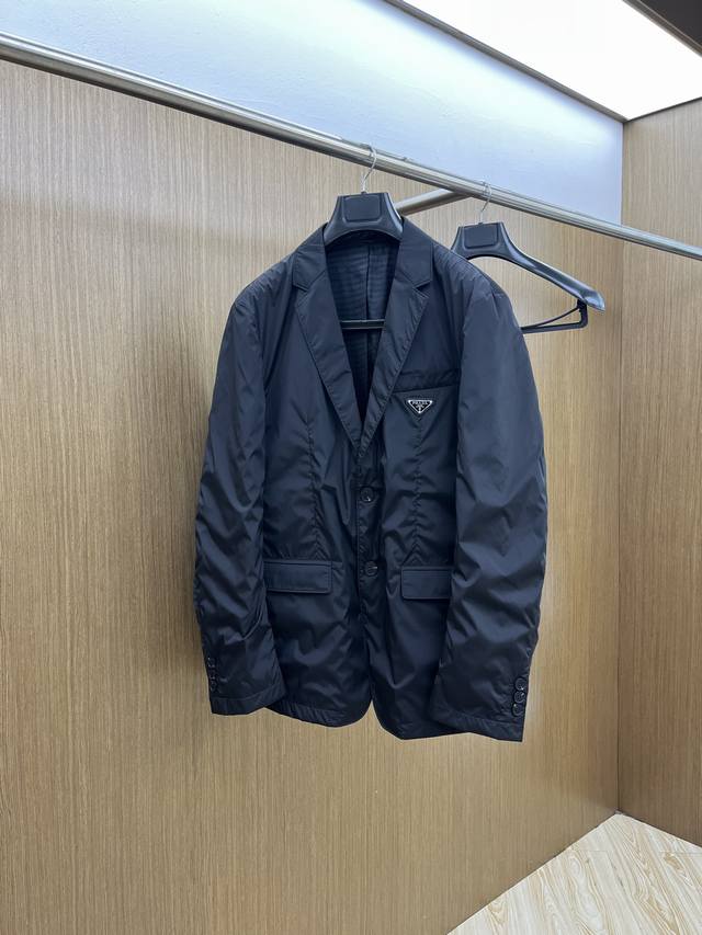 Fall/Winter Pd 2540Ss Early Fall New Release: Prada Blazer. This autumn's hotte
