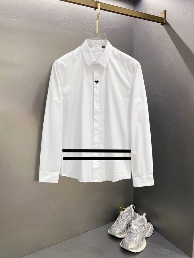 Dior's latest must-have shirt for men, 100% natural cotton, comfortable and brea