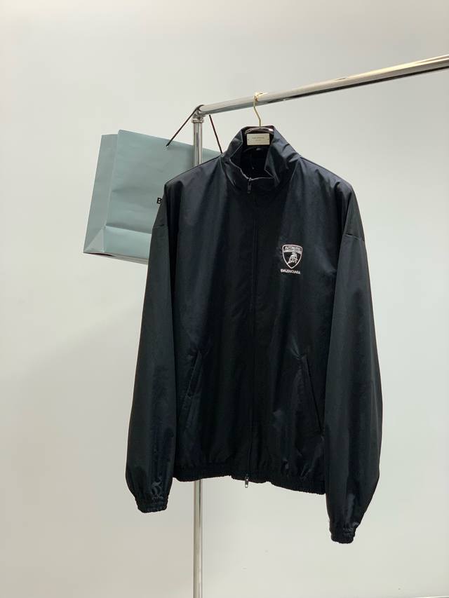 Balenciaga, the latest model for autumn 2025, available in all counters, origina