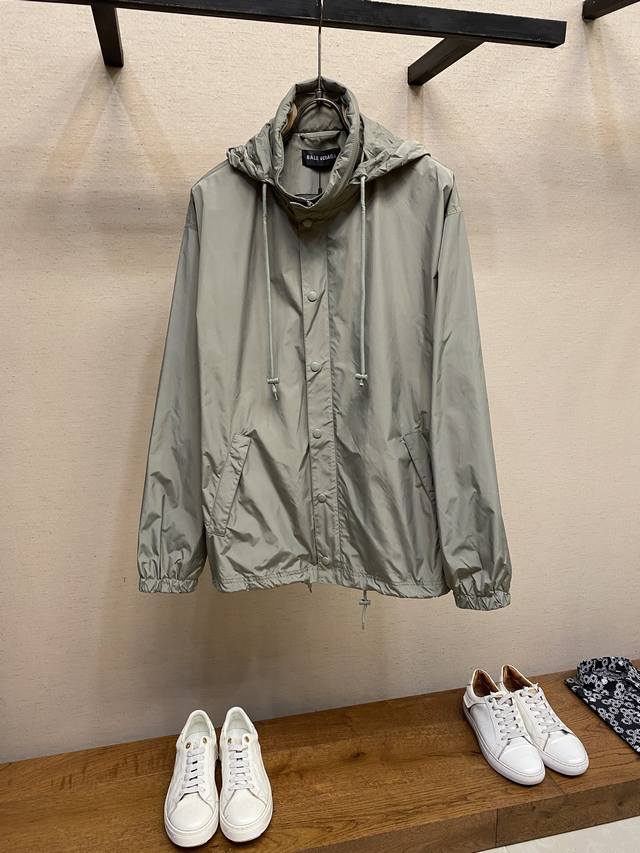 Balenciaga, Paris Balenciaga jacket, new light green for early fall, better colo