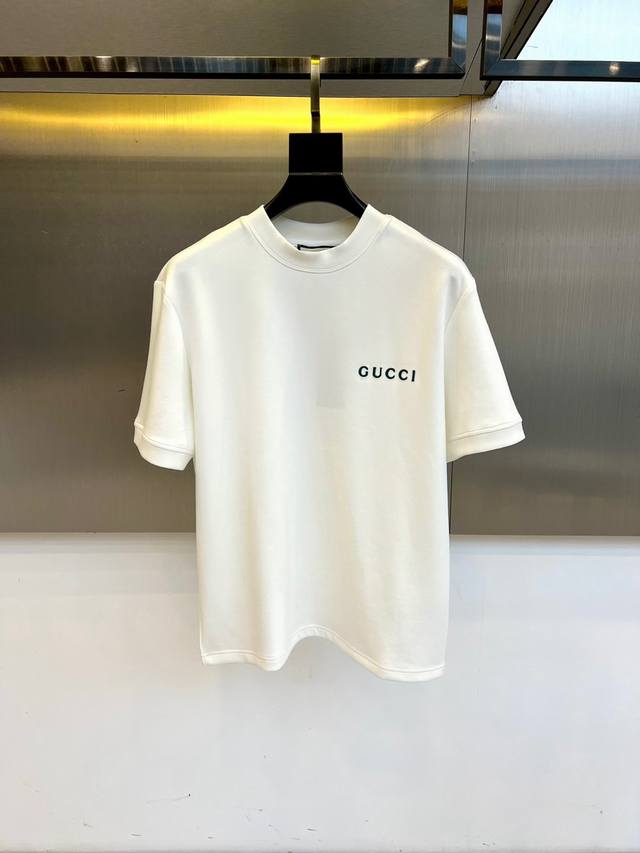 Gucc Gucci, 25S new autumn and winter air layer mid-sleeve T-shirt. Made of 240g