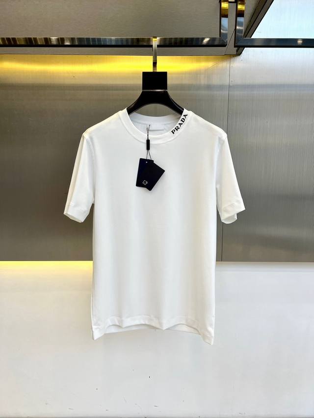 Prada, Spring/Summer 2025 new release, heavy-duty short-sleeved T-shirt. Made f