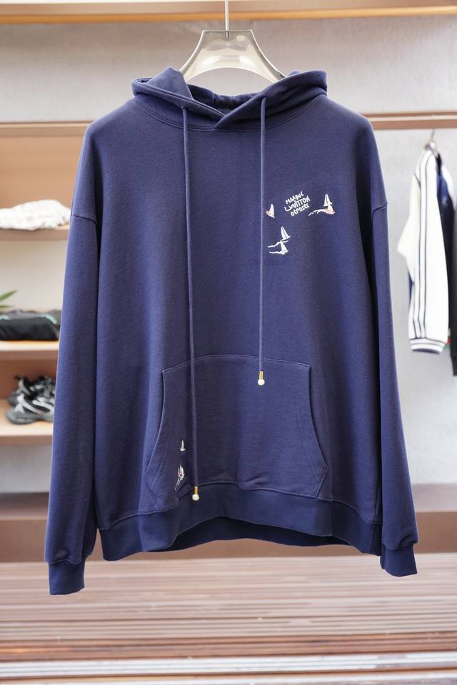 Lv-Louis Vuitton, new hooded sweatshirt. Fabric: 16S single yarn + 6S fish scale