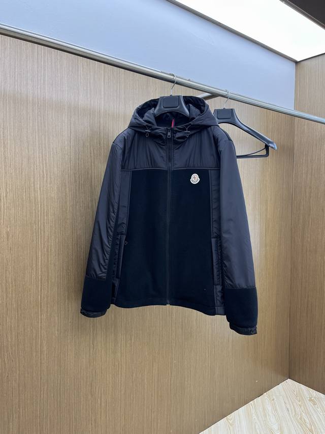 Autumn and Winter Moncler Autumn and Winter hooded jacket made of imported Korea