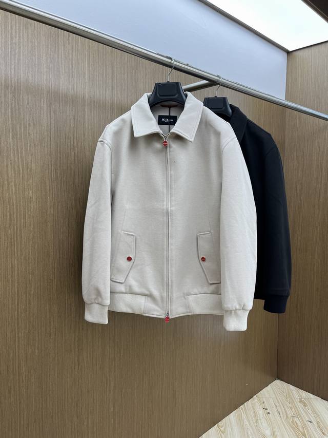 Kiton's new autumn and winter wool jacket with a vintage style. The jacket featu