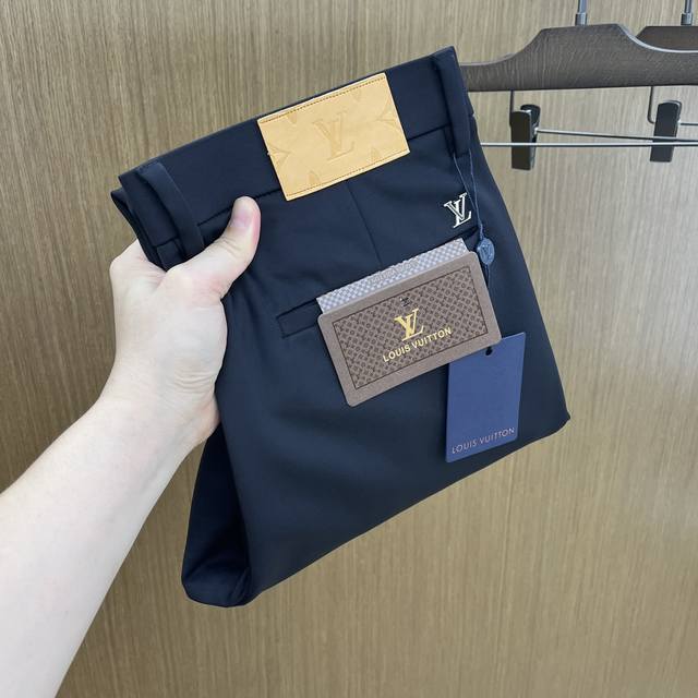Autumn and Winter Lv 2540Ss autumn and winter new products, sold simultaneously