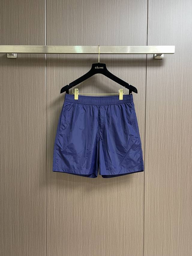 Zegna casual shorts, made of air layer technology fabric, look particularly clea