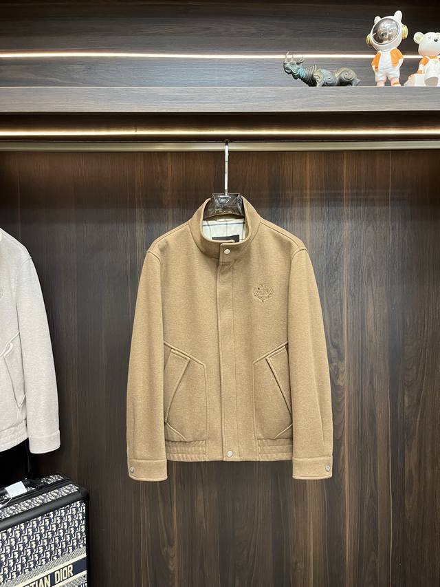 Featured: L0Ss new fall/winter release, Lp stand-up collar jacket. This autumn'