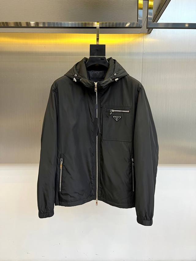 Prad, 25S new autumn and winter olive green hooded jacket. A luxurious expressio