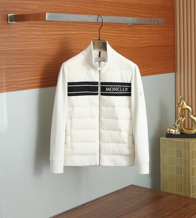 Down jacket with knitted patchwork, new for autumn and winter 2025. Original 1:1