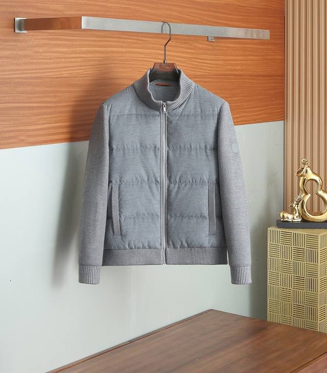 New autumn/winter Ermenegildo Zegna wool down jacket, lined with 95% white duck