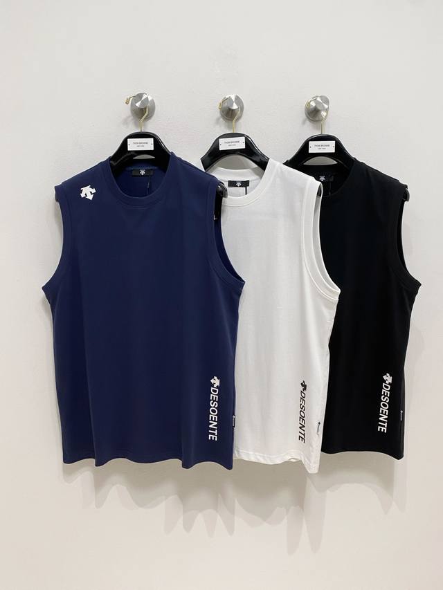 Descente's new 25Ss vest features reinforced threading on the neckline and cuffs