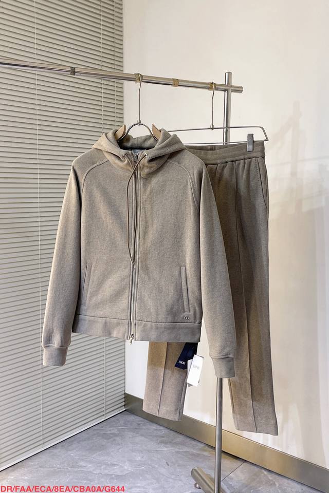 Set top and pants G644 Drdior Dior jacquard cashmere suit Yb purchased and patt