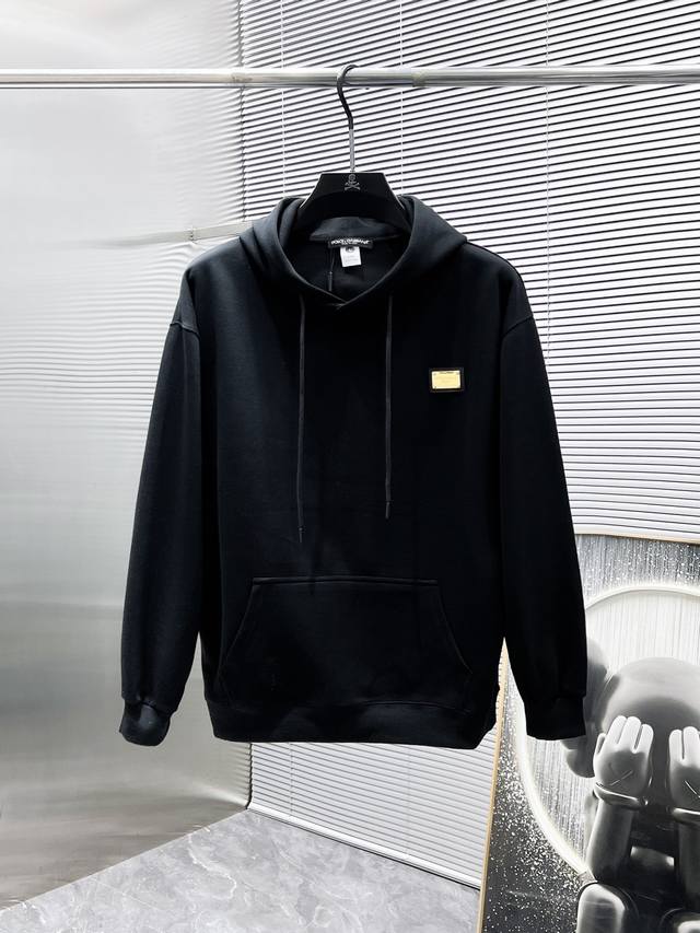 Dolce & Gabbana's new 2025Ss long-sleeved hooded sweatshirt, a high-end version