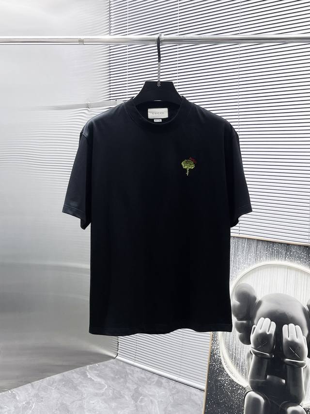 Gucci's new 2025 crew-neck short-sleeved T-shirt, a high-end version! Custom-mad