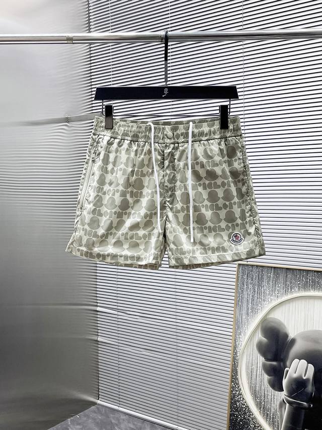 Moncler's new 2025 Spring/Summer collection, the latest casual shorts. The orig
