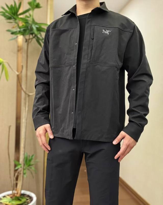 Arc Bird's new Cronin Lnsulated five-color long-sleeved shirt is slightly stretc