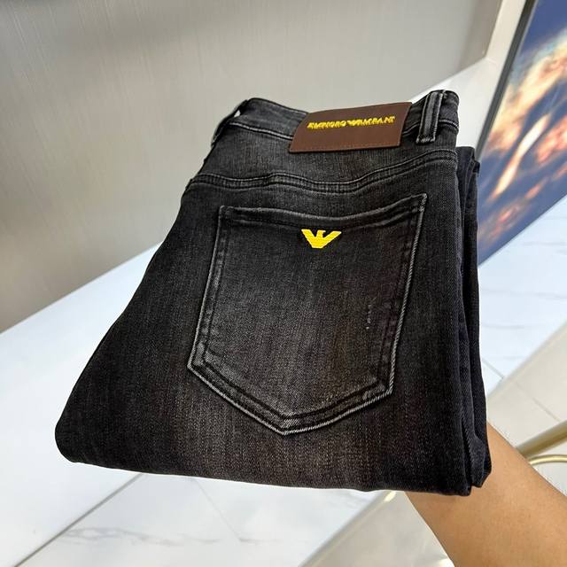 Amani, 2025 Fall/Winter new jeans, the latest versatile commuter jeans, perfect
