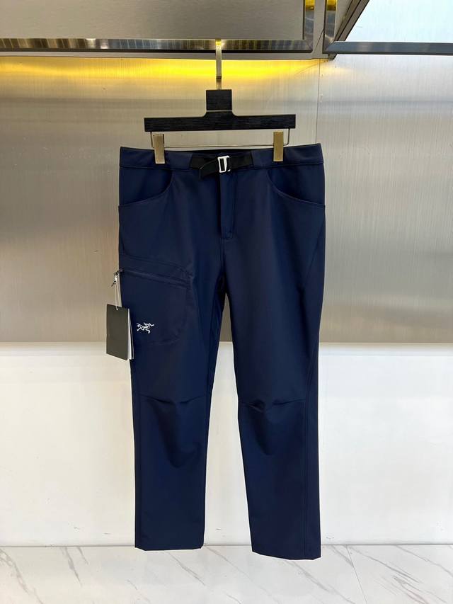 Arc'teryx, 2025 Spring/Summer new style overalls with sporty pockets. The fabri