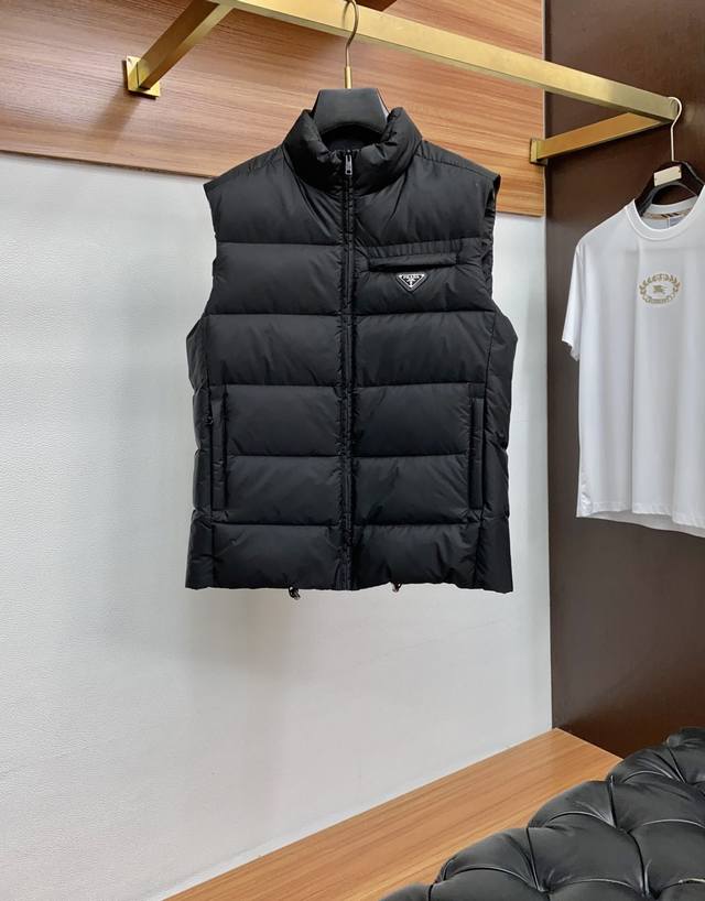 Prada's new autumn/winter down vest, original 1:1 custom hardware, fully importe
