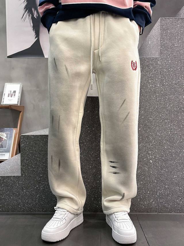 Balenciaga's top-tier 2025 Fall/Winter Casual Pants! These classic Balenciaga l
