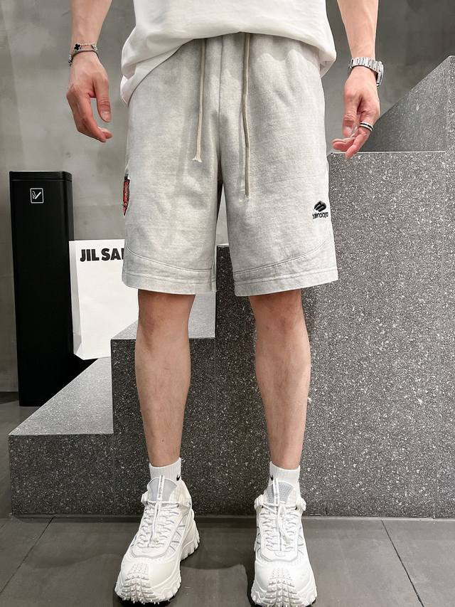 Paris's top-tier 2025 Spring/Summer casual shorts! These classic logo casual pa