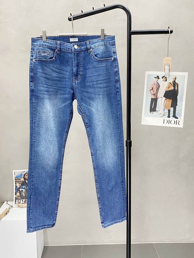 Exclusive Burberry new jeans, high-end edition! Breathable and comfortable fabr
